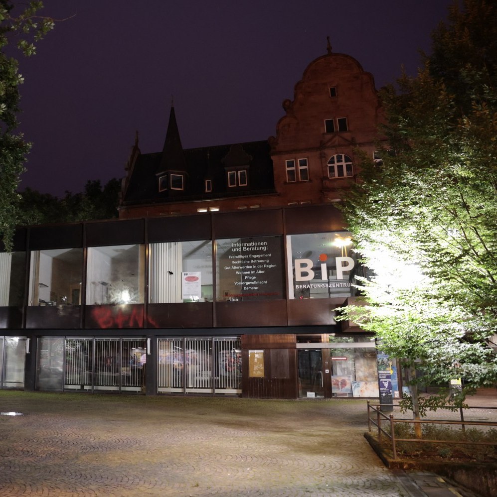 Nachtansicht. Marburg, Rudolphsplatz. Photo .KLSP Sara Förster (47)