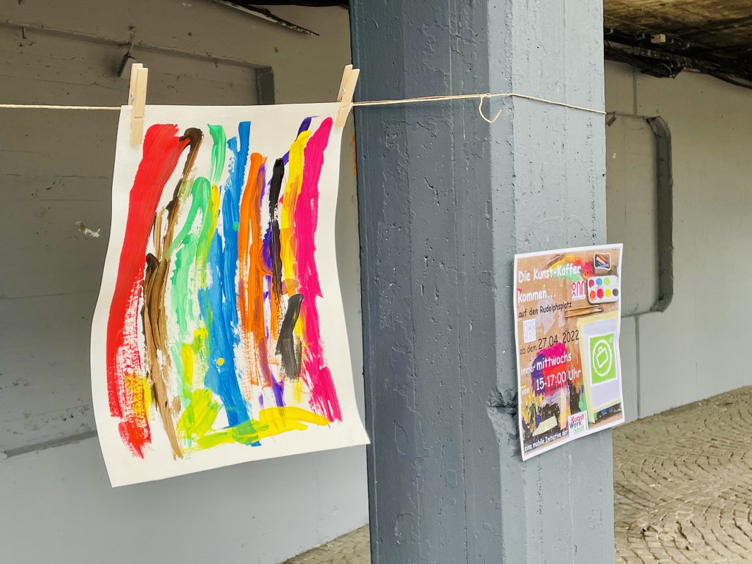 KUNST-KOFFER. .KUNST.LABOR.STADT.PLATZ Marburg 2022. Foto Monika Bunk (2)_1067x800